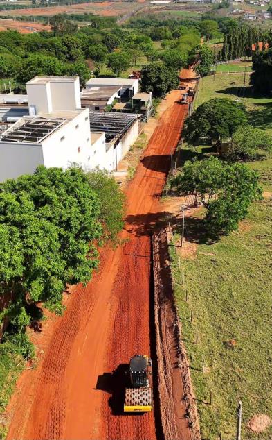 Prefeitura acelera obras na Theotônio Vilela