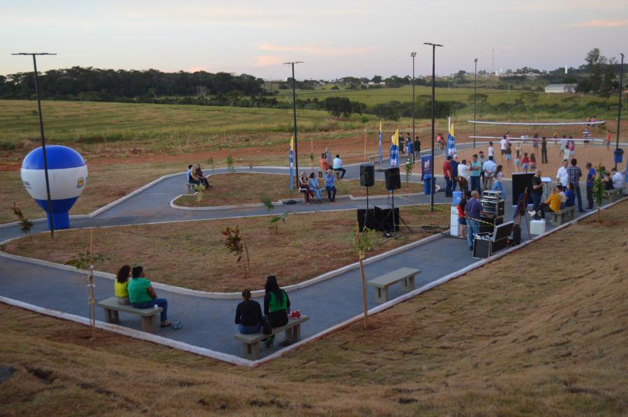 Alto das Paineiras ganha nova pracinha 