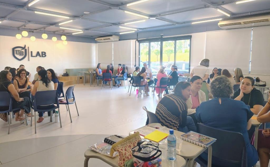 Assistência Social realiza capacitações para fortalecer atendimento às famílias