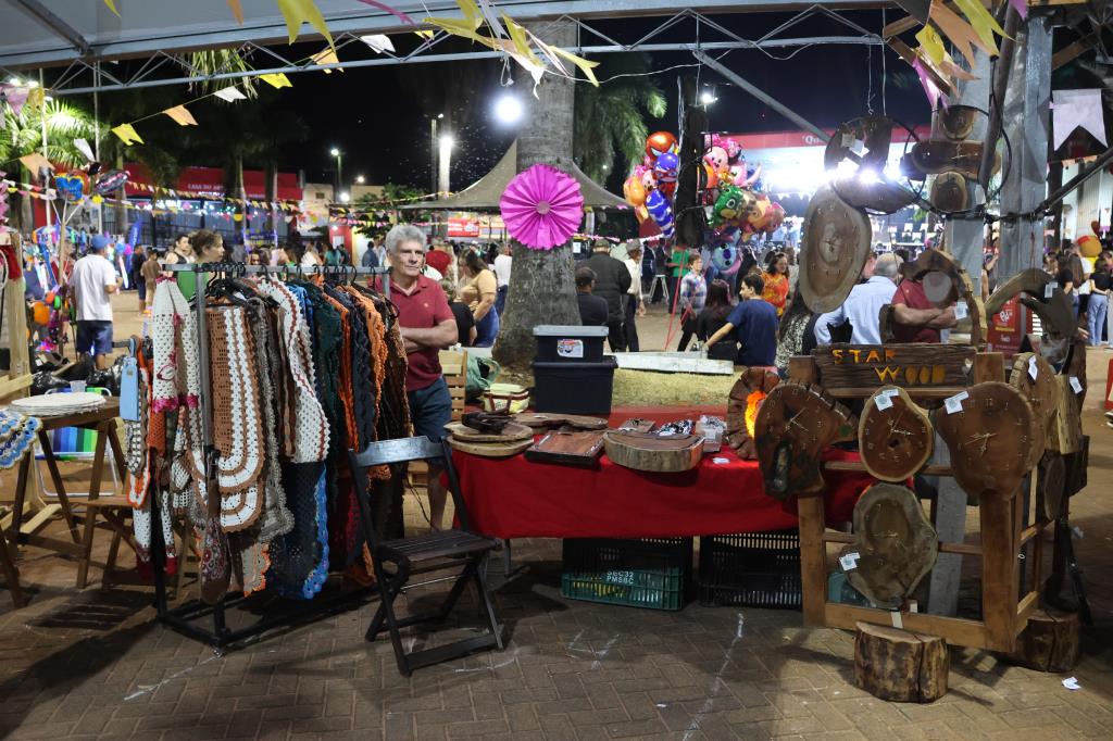FerArte reúne artesãos e empreendedores gastronômicos no Fernanraiá