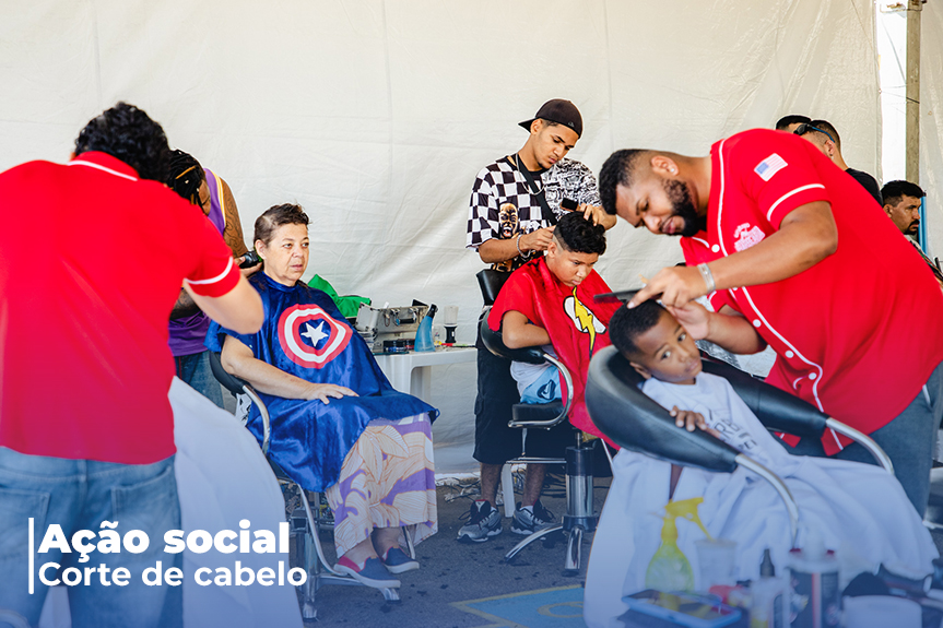 Mais de 300 cortes de cabelo são realizados na entrega do Complexo e no Dia do Trabalhador