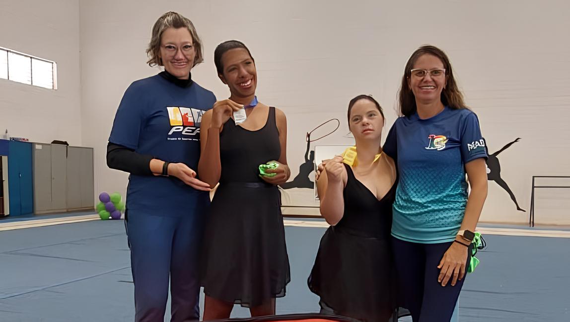 Atletas do PEPT representam Itupeva em evento das Olimpíadas Especiais Brasil