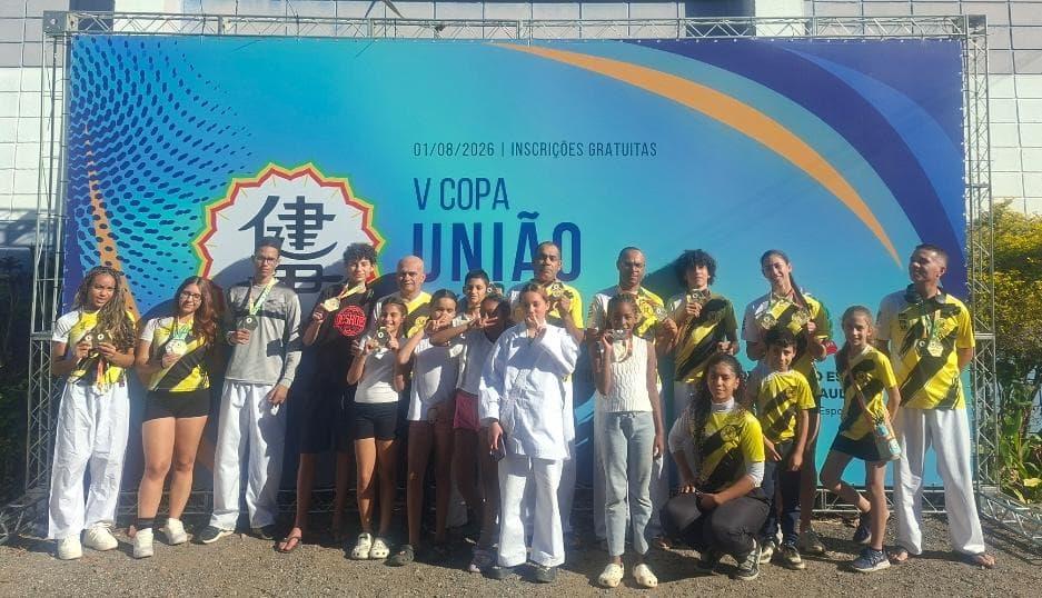 Projeto Karatê na Escola e Equipe de Competição conquistam 23 medalhas no IX Torneio Keninkan