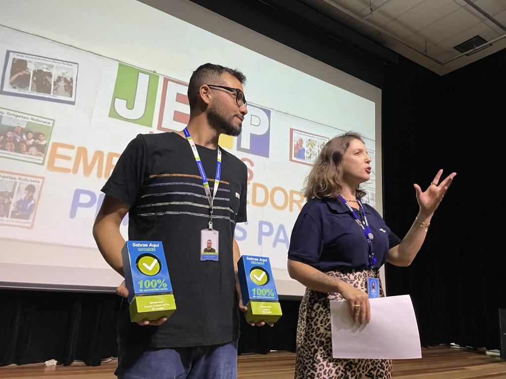 Itupeva é premiada pelo Sebrae por 100% de excelência no atendimento e recebe Selo Escola Parceira