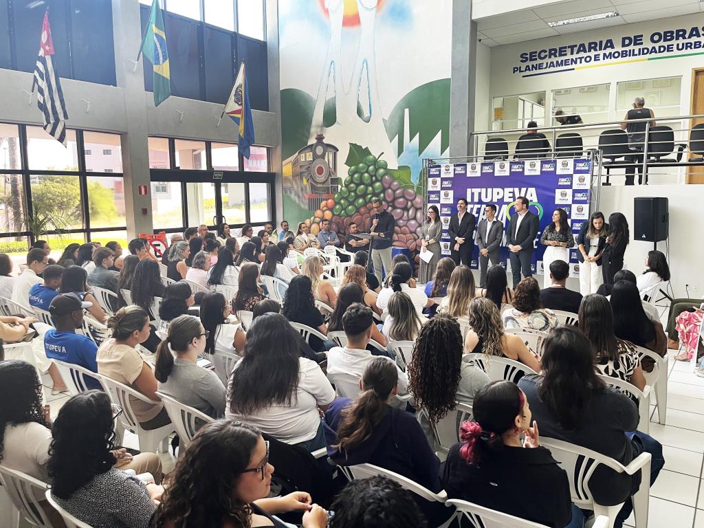 Prefeitura de Itupeva lança programa “Impulsiona Estagiário” e anuncia início do Jovem Aprendiz
