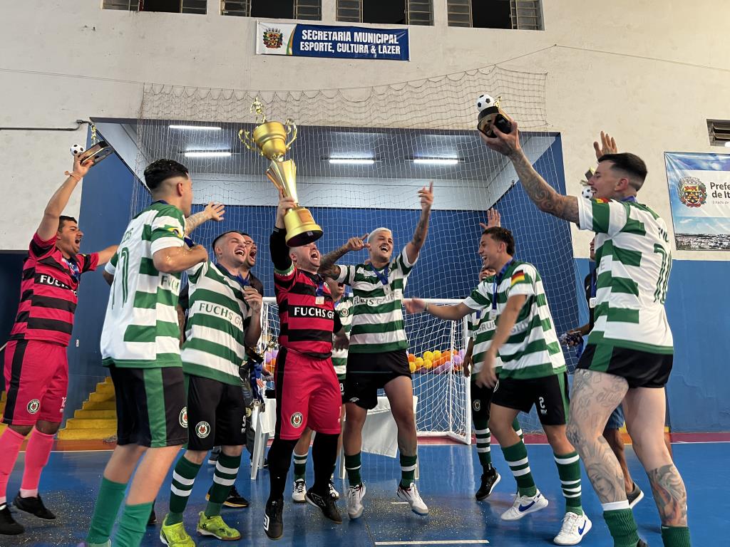 Fuchs B é campeã do 32º Campeonato Industrial de Futsal de Itupeva