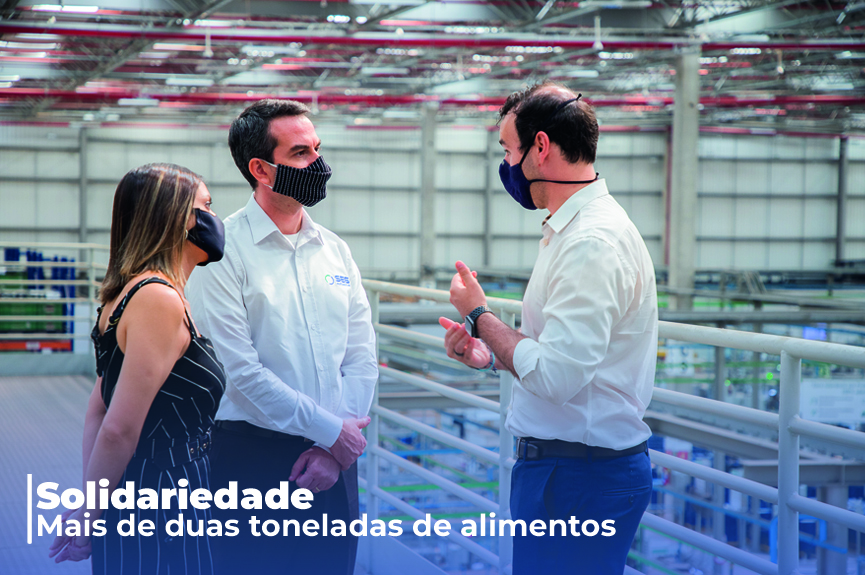 Colaboradores de empresa multinacional doam mais de 2 toneladas de alimentos 