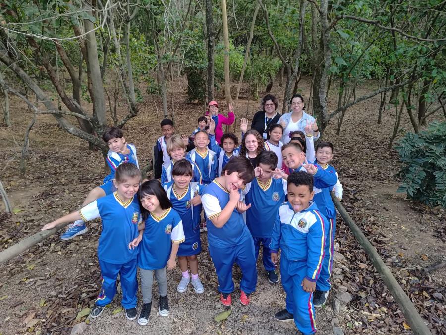 Visita educativa leva alunos do José Egídio para conhecer pontos turísticos de Itupeva