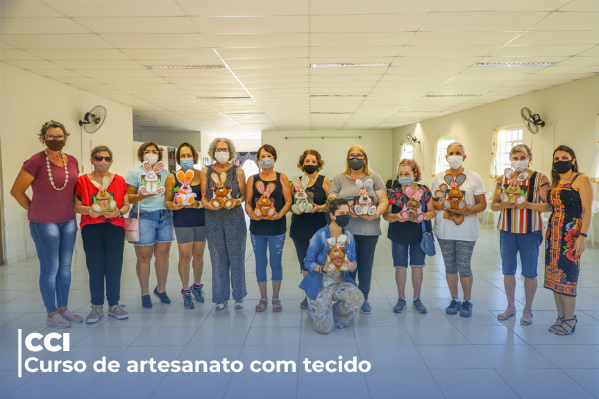 Curso de artesanato com tecido tem boa adesão no Centro de Convivência do Idoso