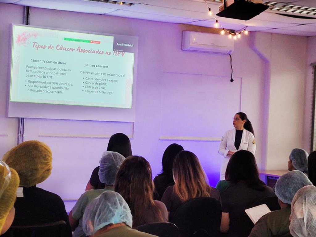 Novembro Azul: Prefeitura promove rodas de conversa sobre prevenção ao câncer de próstata e demanda livre para exames