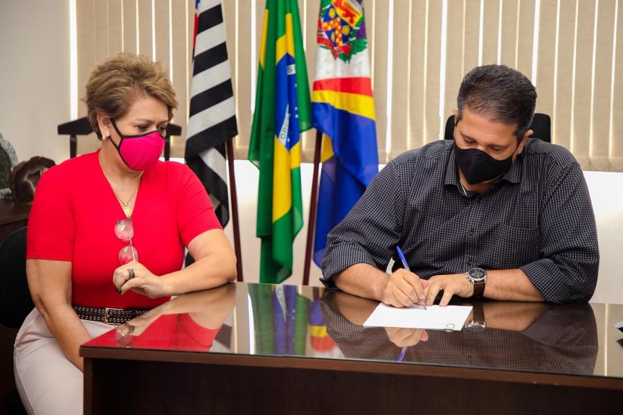 Compra de Vacinas: Prefeito encaminha projeto de Lei de Adesão ao Consórcio para Câmara Municipal