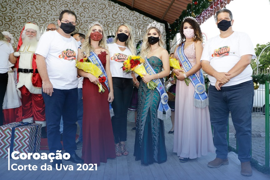Rainha e princesas da Corte da Uva 2021 são coroadas na abertura do Natal Iluminado