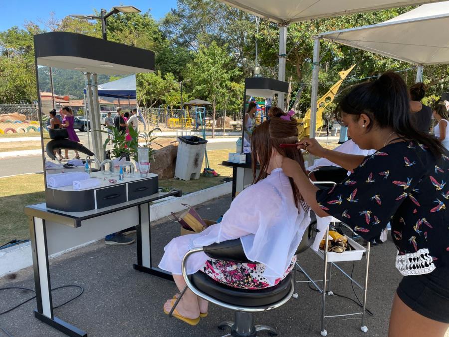 Ação social marca comemorações do Dia das Mães no Parque da Cidade