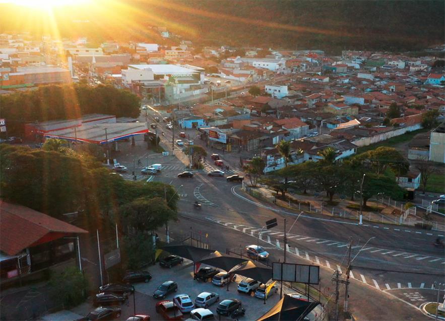 Prefeitura firma acordo logístico e reduz circulação de caminhões no centro da cidade