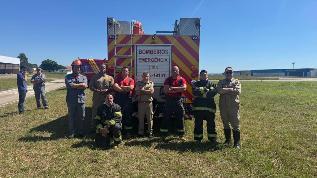 Corpo de Bombeiros atua em ocorrência no Aeroporto de Jundiaí