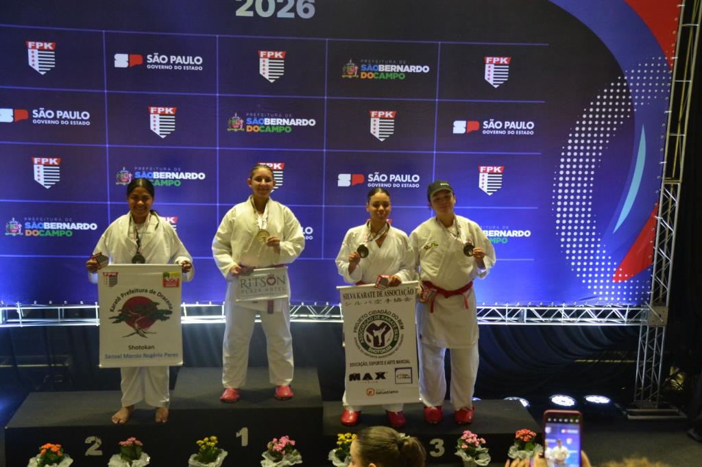 Karatê de Itupeva conquista pódios no Campeonato Paulista e garante vagas no Brasileiro