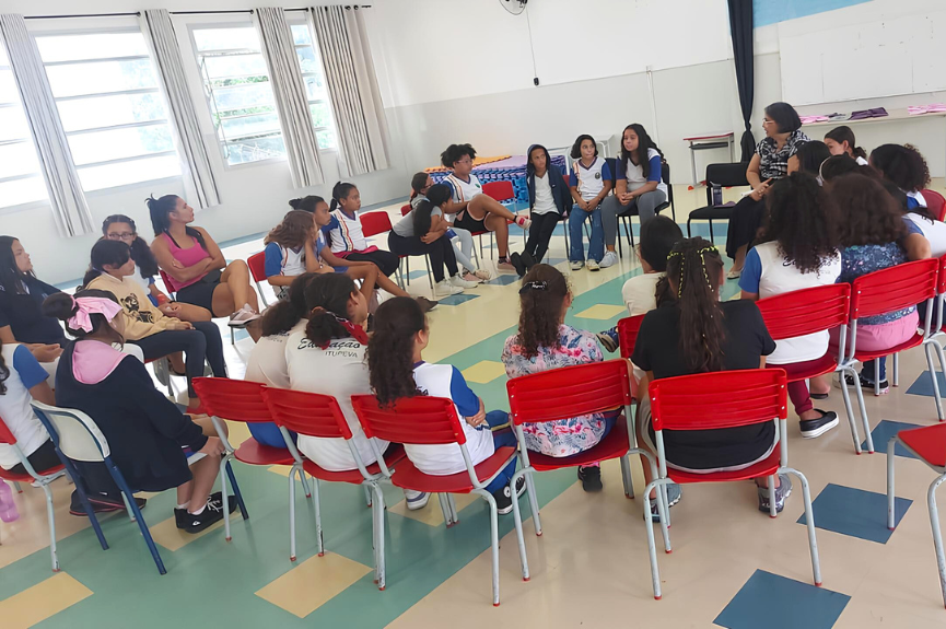 Secretaria Municipal de Educação retoma Projeto Conversa de Meninas