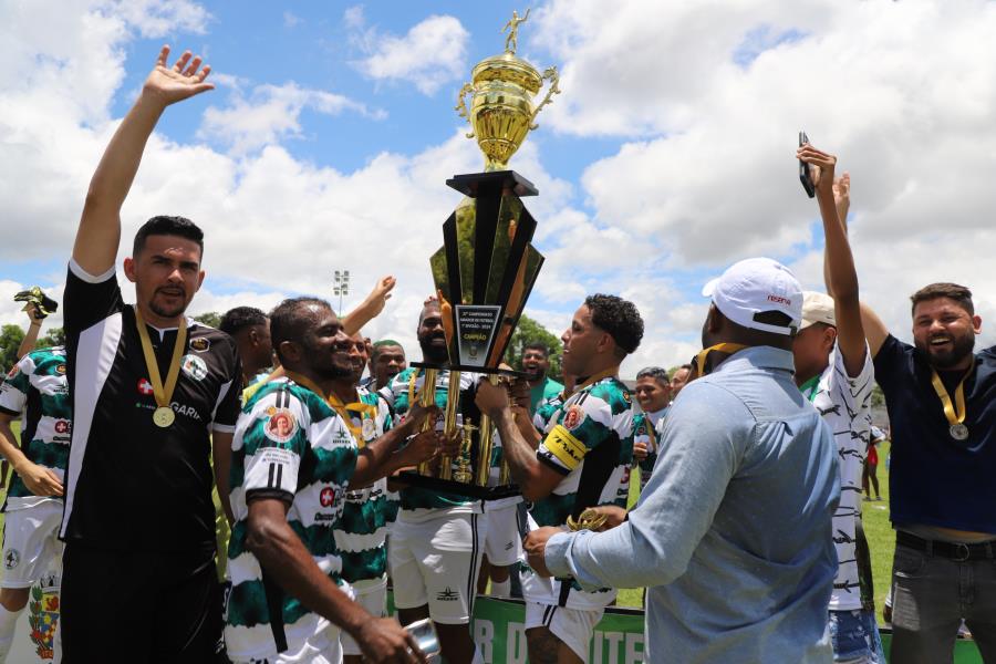 Com placar mínimo, União Baiano é campeão do 37º Campeonato Amador de Futebol