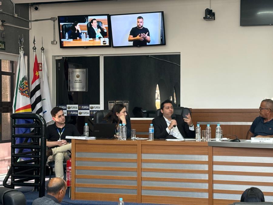 Prefeitura esclarece demolição de obra irregular em APP no Vale das Pedras