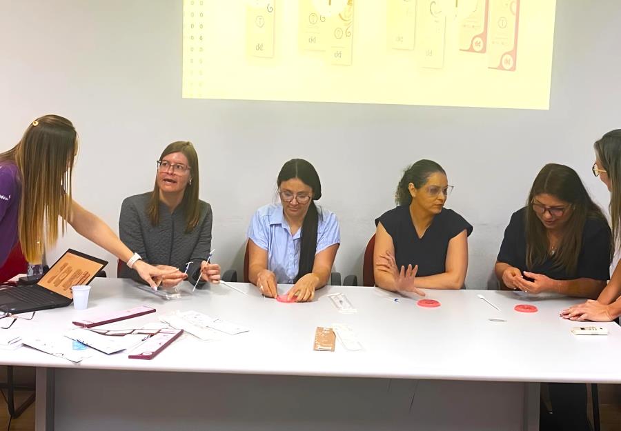 Enfermeiros da Atenção Básica de Itupeva participam de capacitação sobre colocação do DIU de Cobre