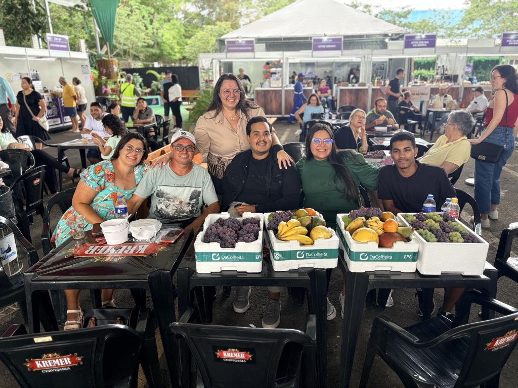 Expo Uva 2025: leilão de frutas premiadas arrecada R$ 11 mil para Apae de Itupeva