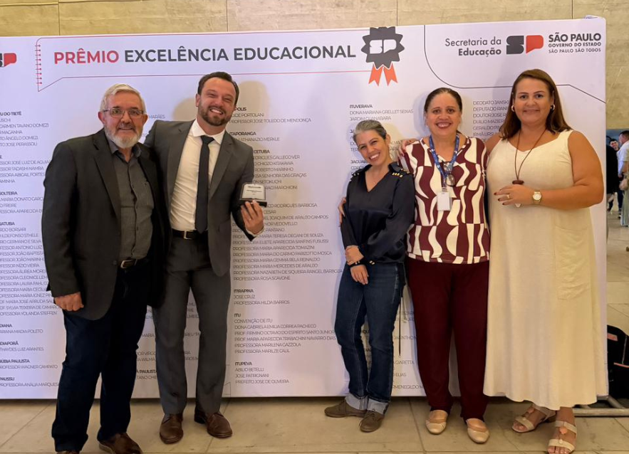 Escolas municipais são premiadas no Alfabetiza Juntos SP