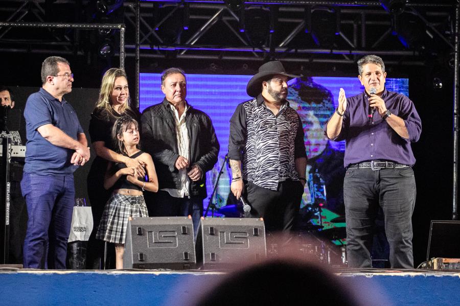 Circo Stankowich recebe homenagem em show de encerramento e anuncia retorno de suas atividades
