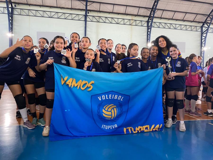 Vôlei Itupevense segue firme na temporada