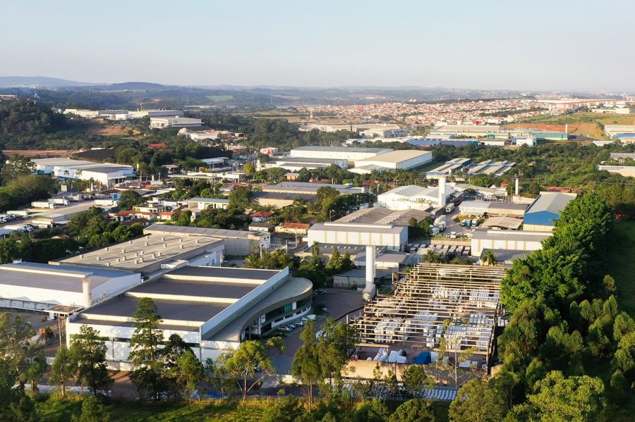 No Dia Nacional da Indústria, Prefeitura celebra fortalecimento do setor no município