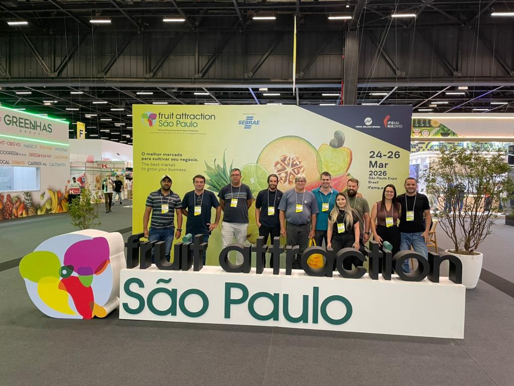 Incentivo à produção agrícola: Prefeitura leva agricultores para um dos maiores eventos de frutas e hortaliças