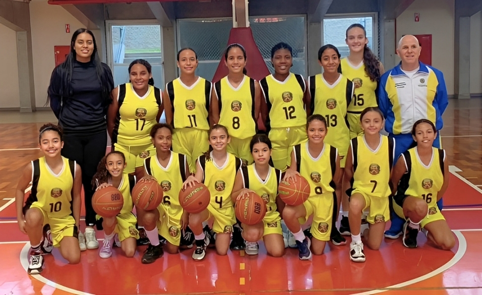 Equipes sub-12 de basquete participaram de Festival no fim de semana