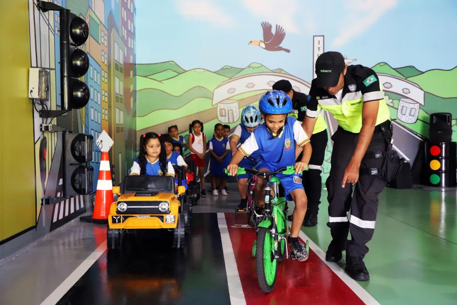 Prefeitura inaugura Minicidade, projeto de educação no trânsito voltado às crianças