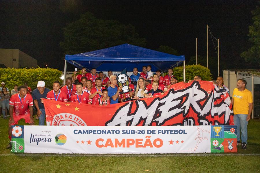 Contra o União Favela, América conquista título do Sub-20 de futebol