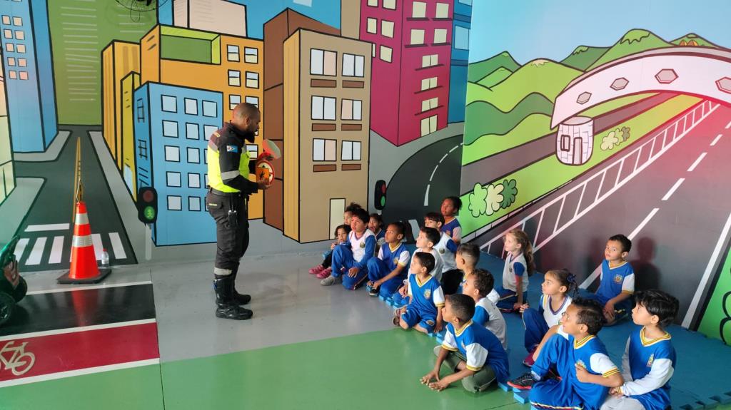 Minicidade completa um ano com educação no trânsito para mais de 1 mil crianças