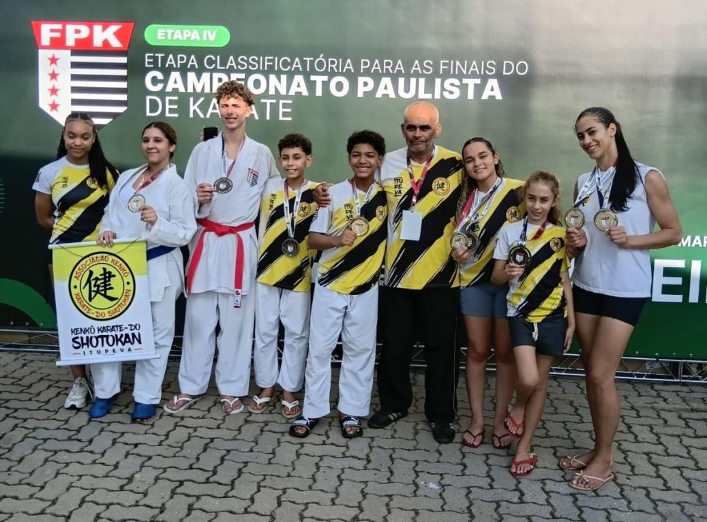 Caratecas de Itupeva conquistam 17 medalhas na etapa do Campeonato Paulista em Louveira
