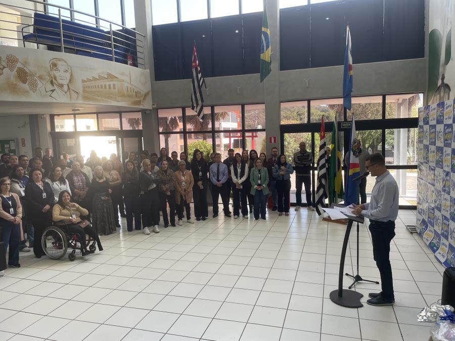 Semana do Servidor começa com homenagens no Paço Municipal