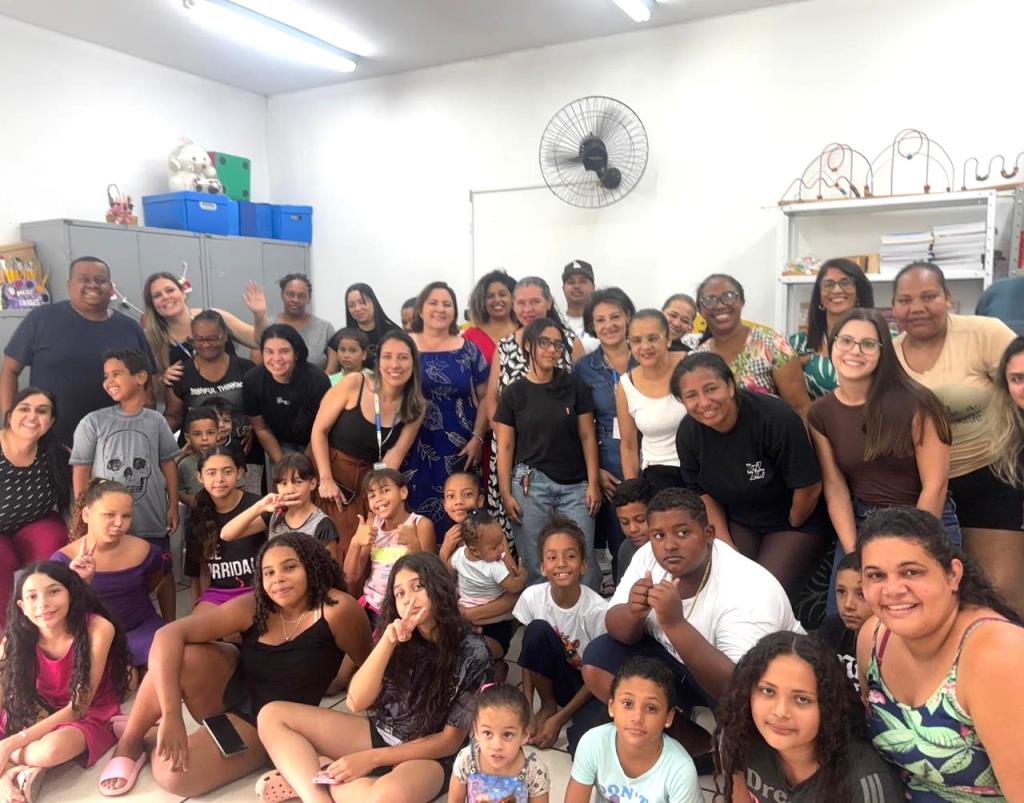 CRAS recebem Conselho Municipal de Participação e Desenvolvimento da Comunidade Negra em atividades de encerramento anual