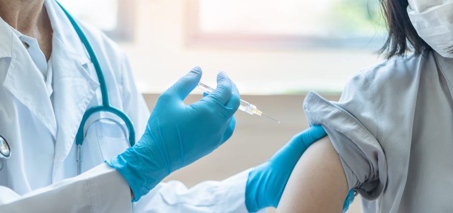 Pedreira iniciou a aplicação da dose de reforço da vacina contra a COVID-19 para adolescentes