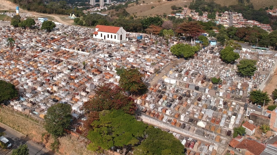 Cemit rio Santa Cruz de Pedreira estar funcionando em hor rio