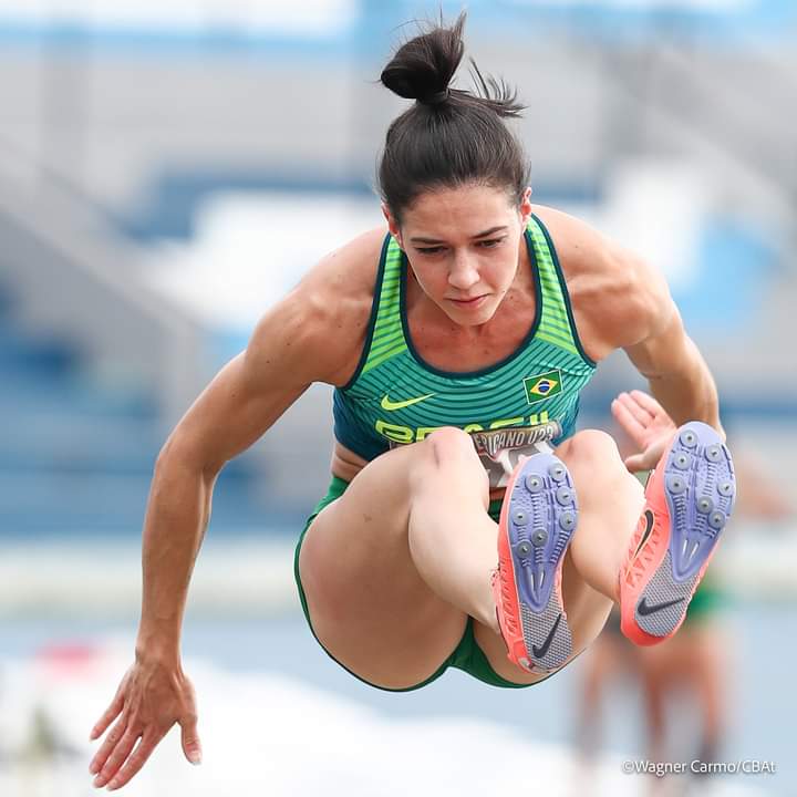 Atletas pedreirenses estiveram representando a Seleção Brasileira de Atletismo em competição no Equador