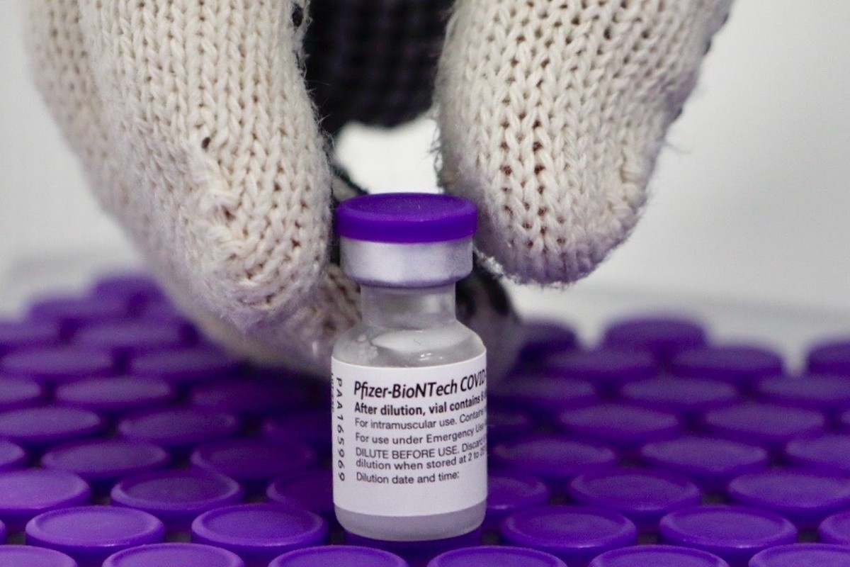 Prazo para a segunda dose das vacinas Coronavac e Pfizer é reduzido para 21 dias
