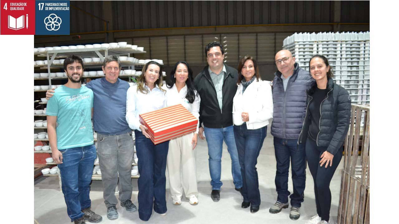 Primeira-dama do Estado visita Pedreira e reforça apoio à capacitação profissional