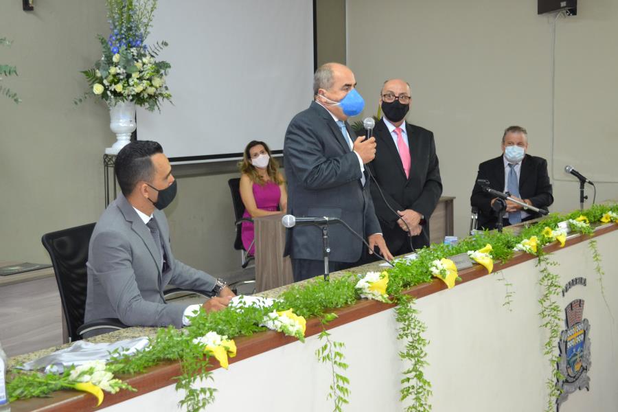 Hamilton Bernardes Junior, Fábio Vinicius Polidoro e Vereadores tomaram posse durante Sessão Solene na Câmara Municipal