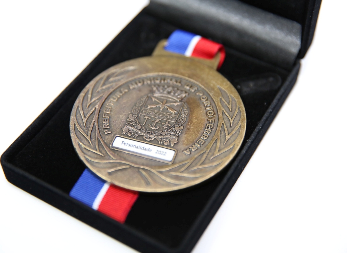 Em noite festiva, Conselho Municipal de Esportes e Lazer fez entrega da Medalha do Mérito Esportivo Dr. Tharsis Ramos