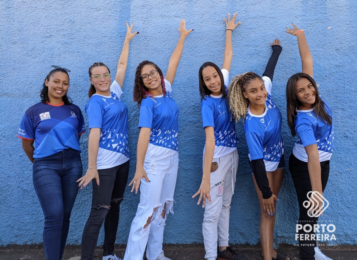 Equipe feminina de ginástica artística de Porto Ferreira viaja para os Jogos Abertos da Juventude, em Tatuí