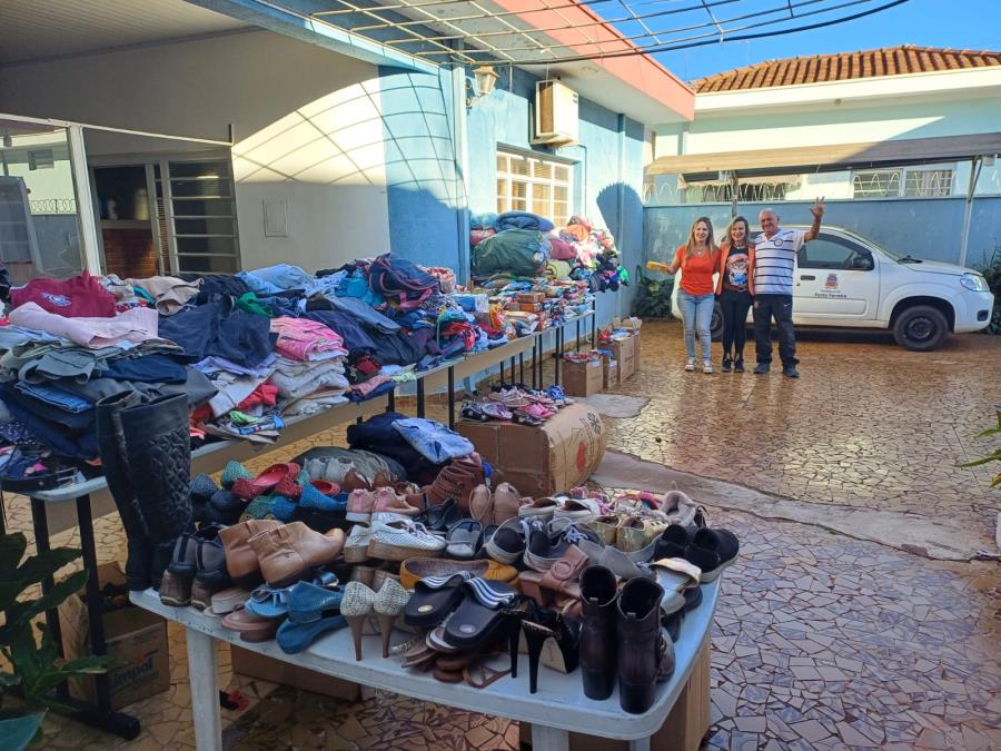 “Pedágio” e grupo de caminhada arrecadaram grande quantidade de agasalhos no Dia D da campanha