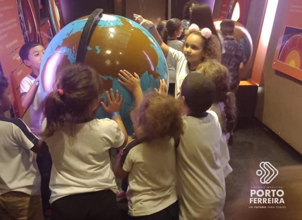 Alunos da rede municipal de ensino visitam Museu Catavento, na Capital paulista