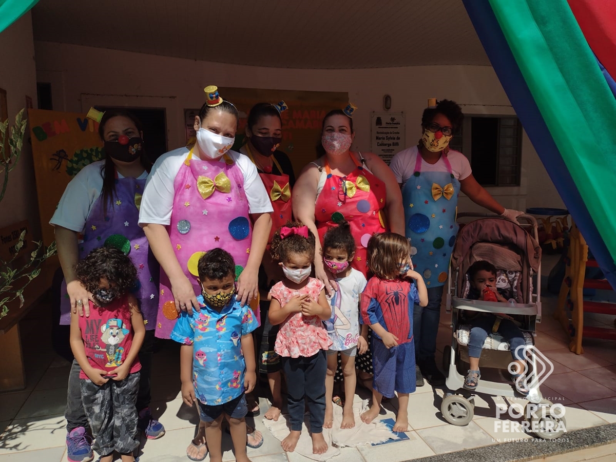 Creche Maria Sylvia proporciona atividade circense na semana das crianças