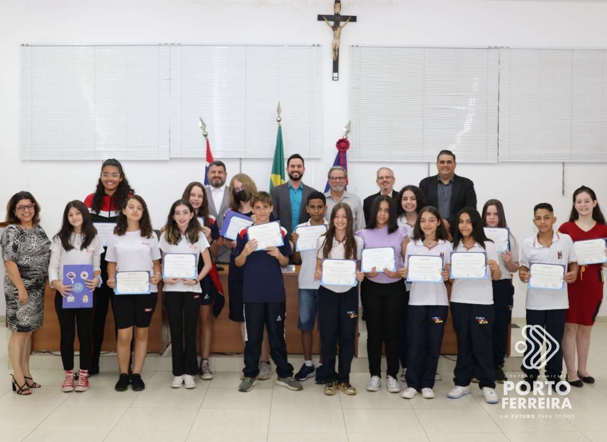 Secretaria de Educação realiza cerimônia de premiação do Concurso Literário Estudantil Dra. Lillian Braga Ramos