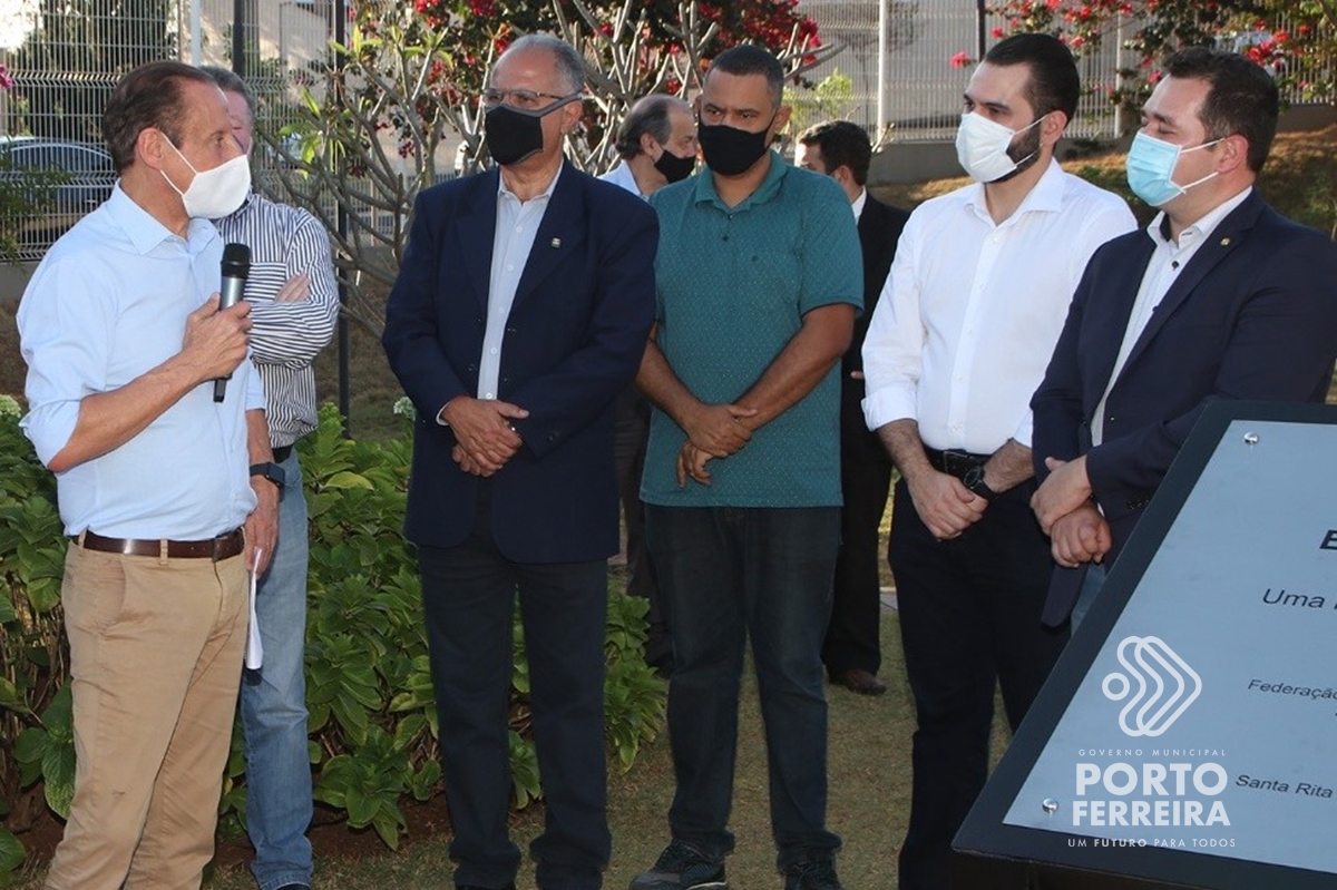 Prefeito participa de evento do Sesi-SP em Santa Rita do Passa Quatro